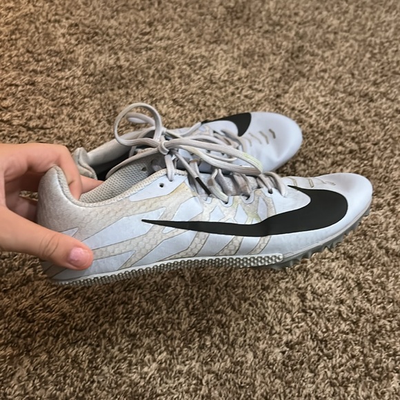 light blue Nike track shoes - Picture 2 of 4